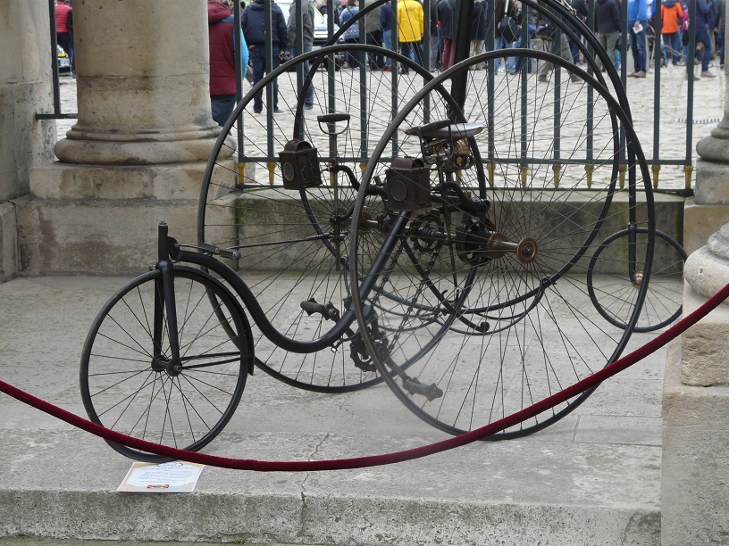 Tricycle Howe 1885 Compiègne